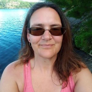 Meet your Posher, Tonya